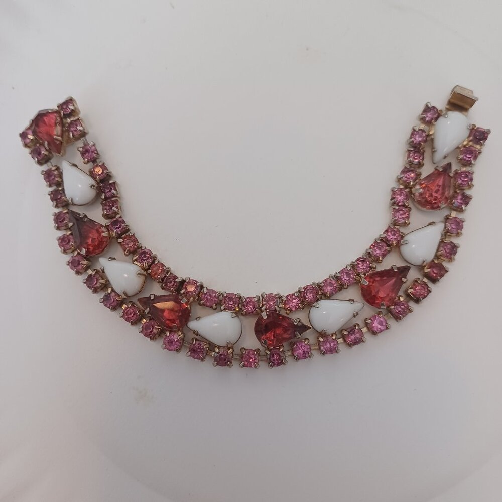 Vintage White and Pink Glass Moonstone Bracelet